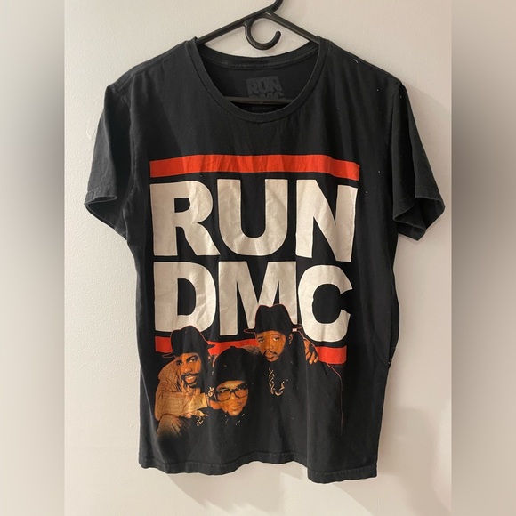 RUN DMC Black Graphic Tee size men’s large - Picture 1 of 2